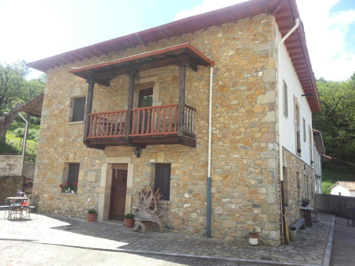 El Calero Guest House Oviedo Eksteriør bilde