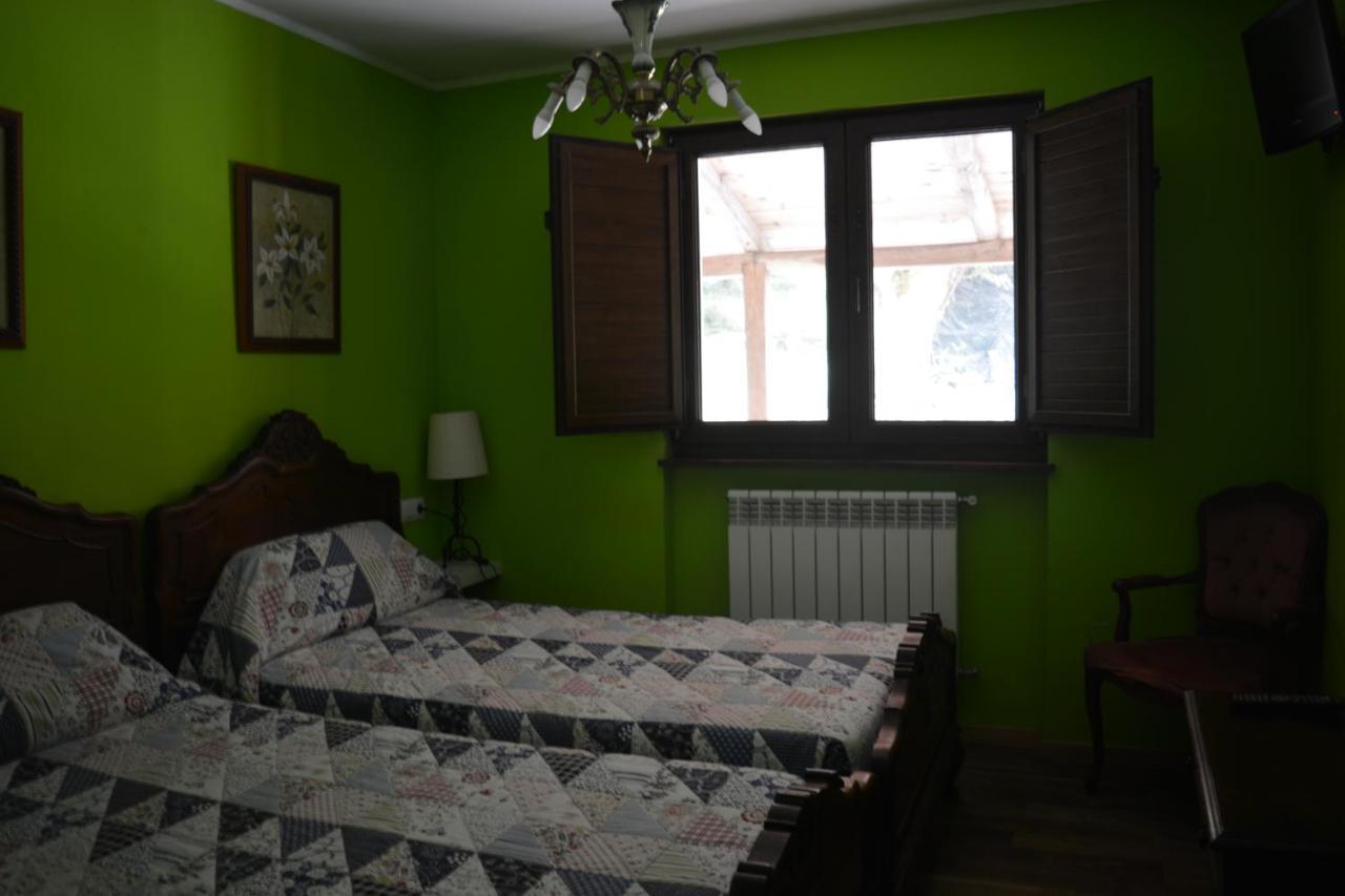 El Calero Guest House Oviedo Eksteriør bilde
