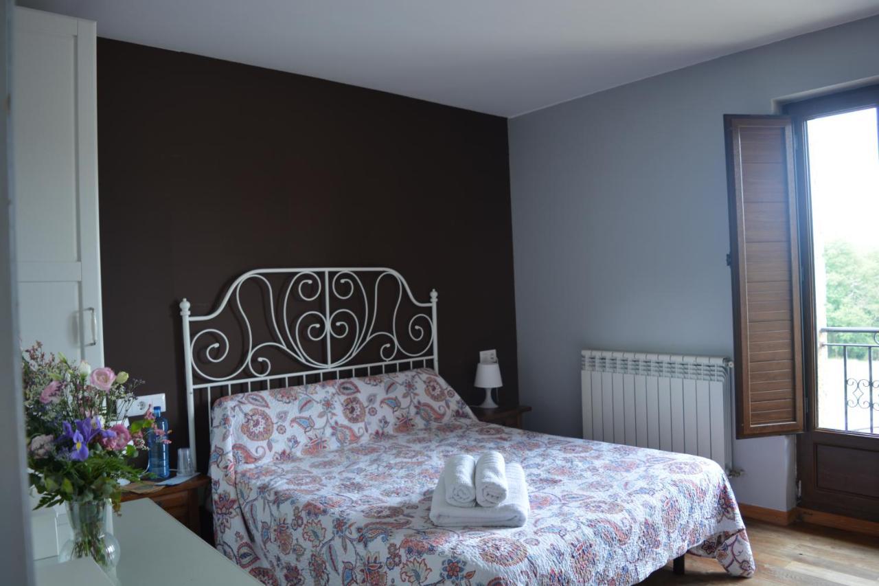 El Calero Guest House Oviedo Eksteriør bilde